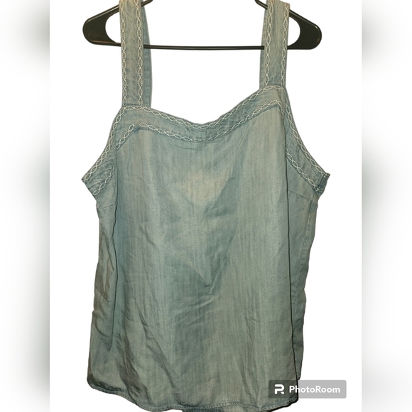 Eddie Bauer Women's 2X Squared Neck Sleeveless Top NWT - Picture 4 of 7